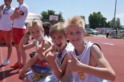 Košarkarski turnir trojk 8. 6. 2019